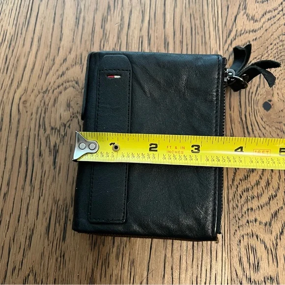 Black and Brown Unisex Pocket Wallet with zippers and compartments - Picture 5 of 10